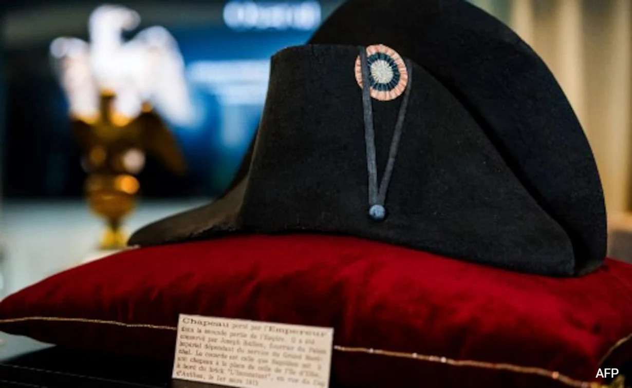Napoleon’s Iconic Hat Fetches Record $2.1 Million at Auction